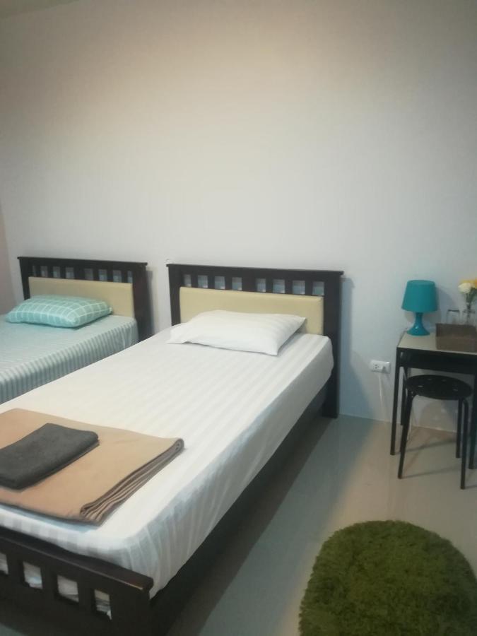 Mae Pon Hostel Khao Lak Exterior photo